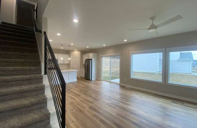 Newly Built Home for Rent in West Des Moines! Gallery 3