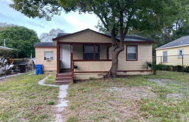 House for Rent - St Petersburg 3 Bedroom 1 Bath w WD Room - 1847 Auburn Street South, St. Petersburg, FL 33712