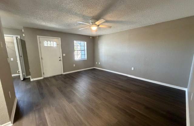 4400 Millwood Rd Apt E Gallery 4