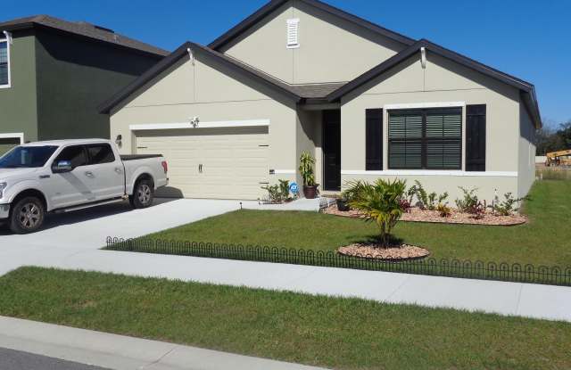 411 Cougar Street photos photos