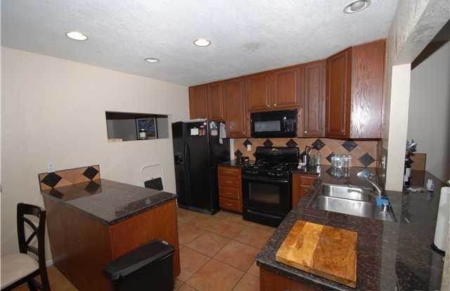 10263 Baroness Avenue Gallery 3