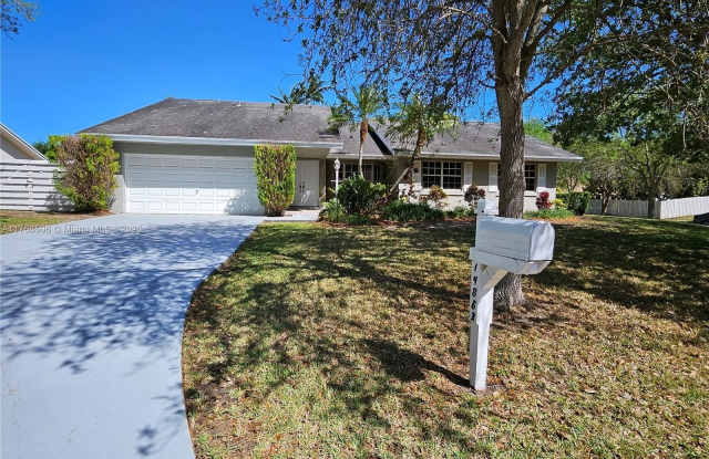 14863 SW 152nd Pl photos photos