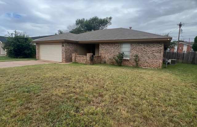 HOME NEAR DYESS photos photos
