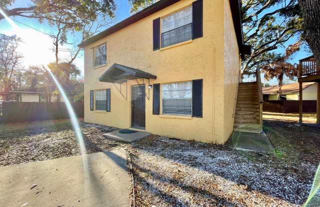 3826 Lakeshore Dr Apt B photos photos