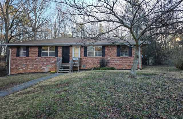 Newly renovated 2 bedroom, 1 bath duplex in Union City photos photos