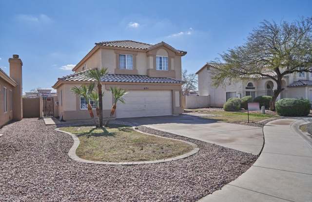 631 W AMOROSO Drive - 631 West Amoroso Drive, Gilbert, AZ 85233