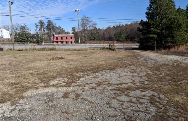 720 Veterans Memorial Highway - 720 Veterans Memorial Parkway Southeast, Mableton, GA 30126