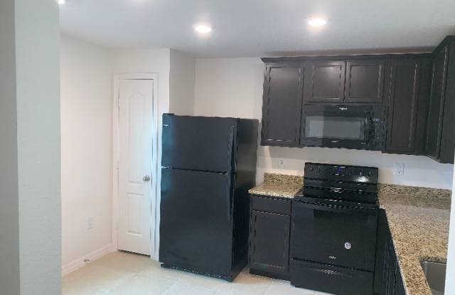 24 redwood ct Gallery 3
