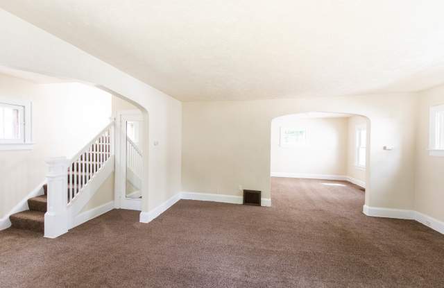 652 Glendora Ave Gallery 2