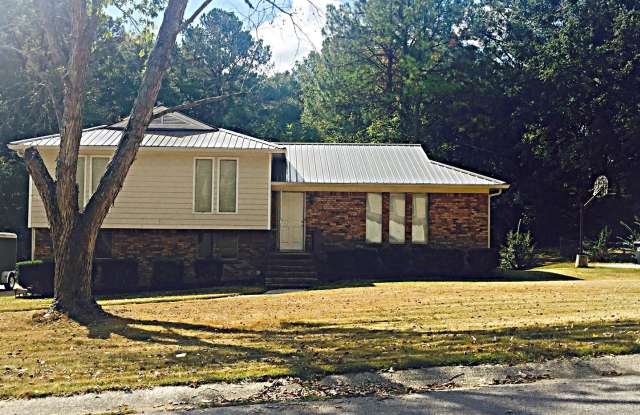 Great Home for Rent in Pelham! Available to View with 48 Hour Notice!!! photos photos