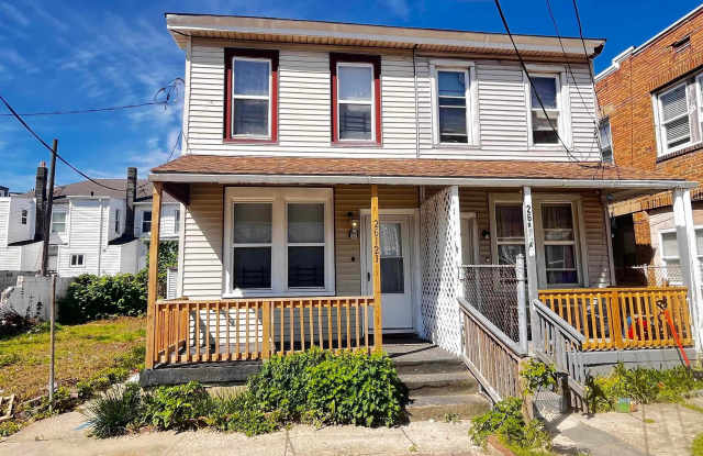 26 1/2 S Georgia Ave photos photos