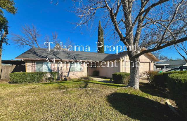 Beautiful 3 bedroom 2 bath home in Red Bluff photos photos