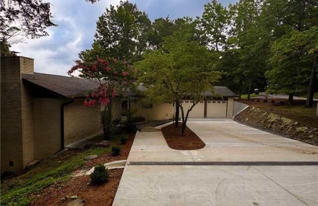 15344 Dutchmans Drive Gallery 1