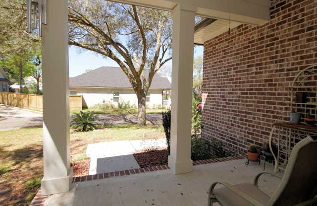 4 Bedroom home in the heart of Niceville Gallery 4