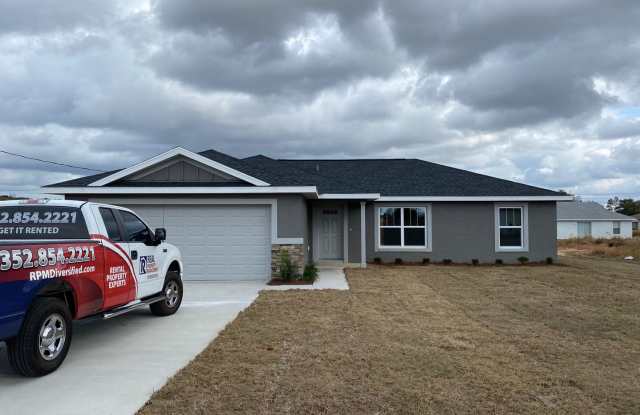 3/2/2 Silver Spring Shores **AVAILABLE SOON*** photos photos
