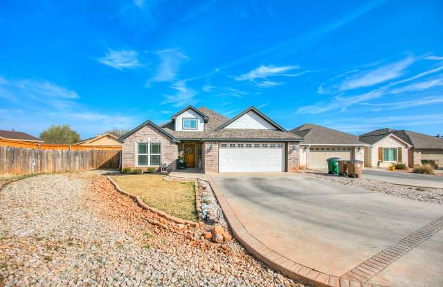 Now Leasing – Stunning 3 Bedroom Home in The Bluffs - 5920 Southampton Place, San Angelo, TX 76901