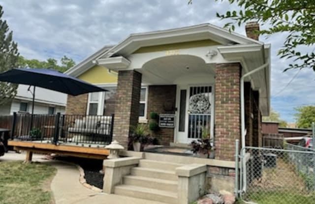 4882 South Center Street photos photos