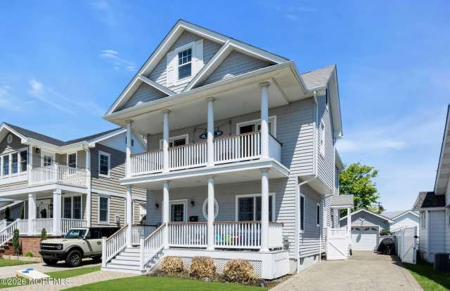 310 18th Avenue photos photos