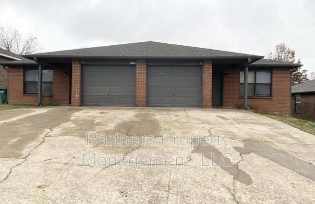 5705 Sara Street - B photos photos