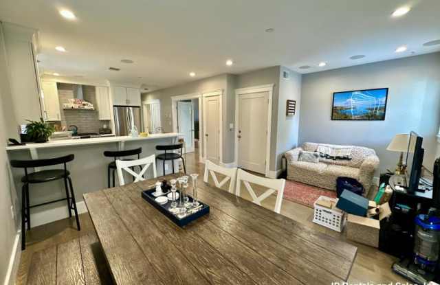 88 Rossmore Rd. photos photos