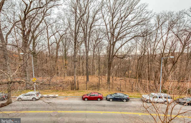 2256 CATHEDRAL AVENUE NW Gallery 3