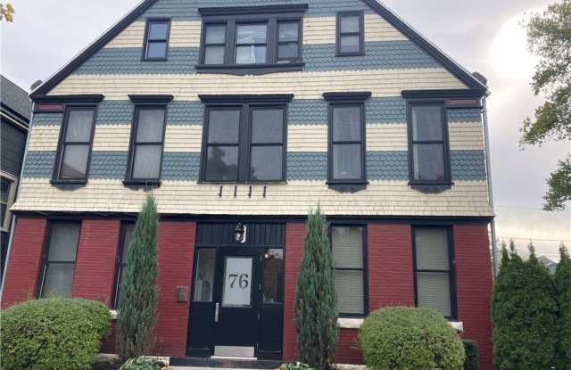 76 Tracy Street unit: 4 photos photos 76 Tracy Street unit: 4 photos photos