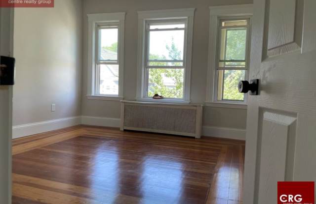 25 Warner St. Gallery 3
