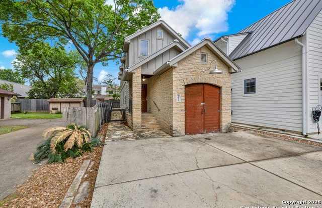 1091 Mulberry photos photos