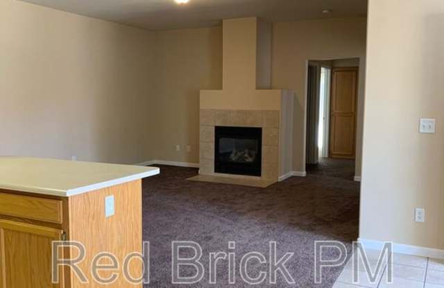 620 Gateway Dr. Gallery 4