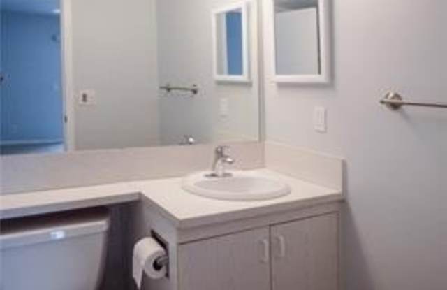 2055 AINSLIE D Drive Gallery 1