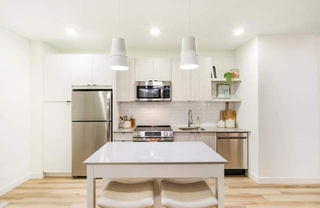 Modera Revere Beach Gallery 3