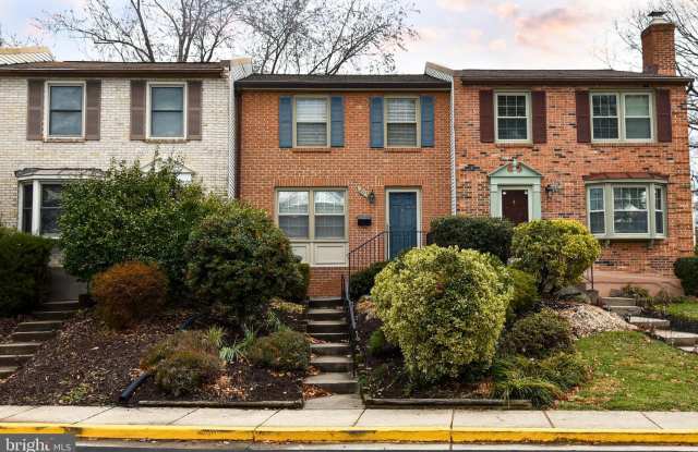 211 GUNDRY DRIVE - 211 Gundry Drive, Falls Church, VA 22046