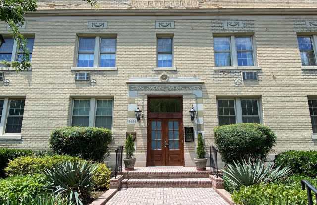 3026 WISCONSIN AVENUE NW photos photos