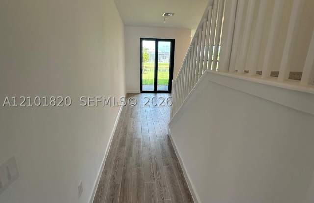 14051 SW Thorens Dr Gallery 3