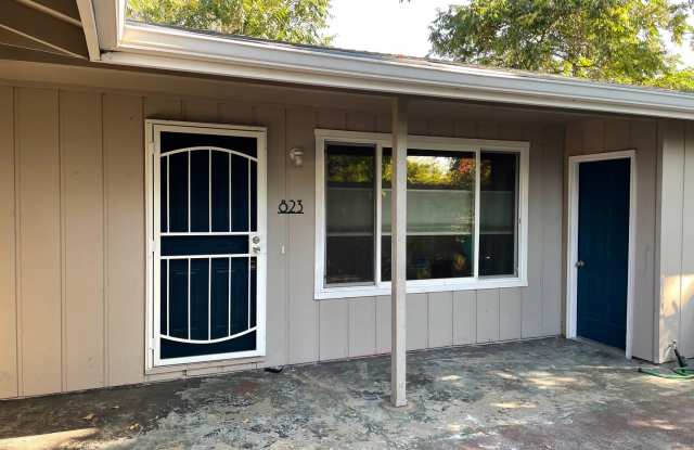 Nice 2 Bedroom 1 Bathroom Duplex Gallery 1