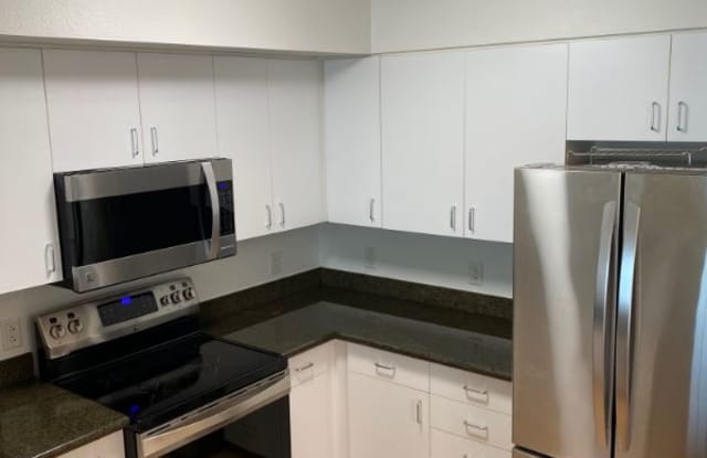 8400 Oceanview Terr - 8400 Oceanview Terrace, San Francisco, CA 94132