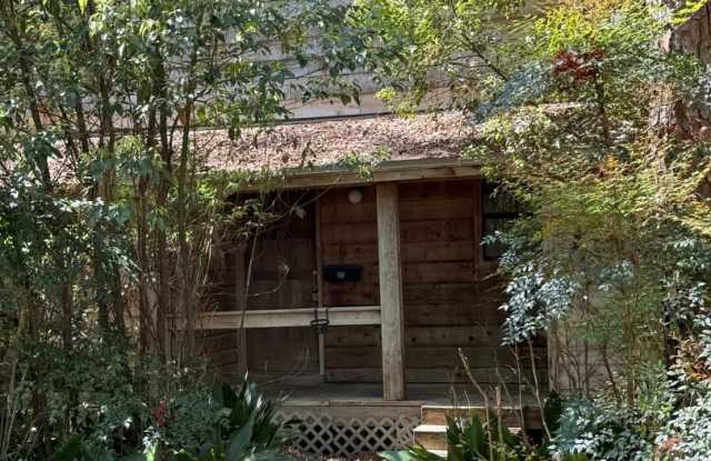 2 story townhome off Park Ave!!! - 312 Wood Grove Court, Tallahassee, FL 32301