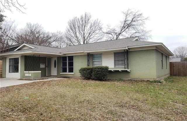 3105 W Walnut Street - 3105 West Walnut Street, Garland, TX 75042