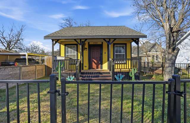 Cleburne Cutie photos photos