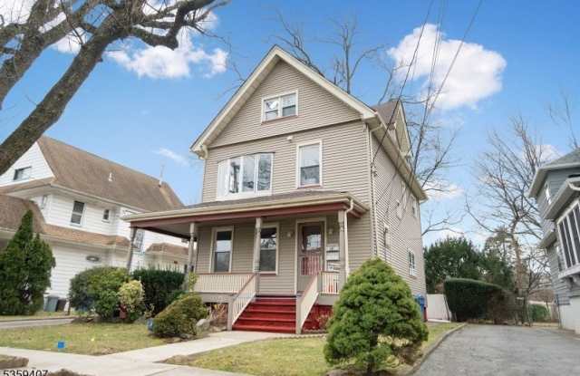 17 W Pierrepont Ave photos photos