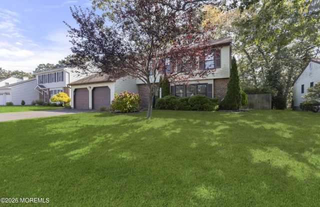 13 Laurel Crest Drive Gallery 1