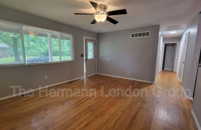 800 Laredo Avenue Gallery 3