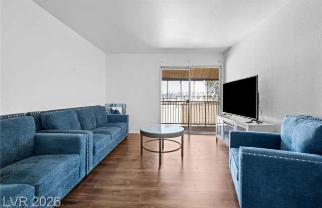 4450 Sandy River Drive Gallery 3