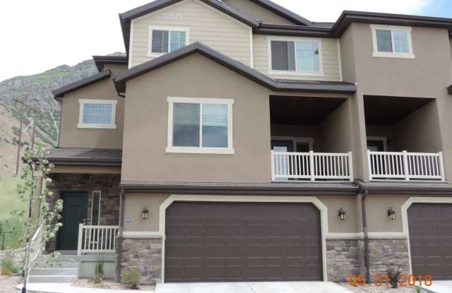 Newer 3 Bed Town Home - Provo's Southeast Bench photos photos