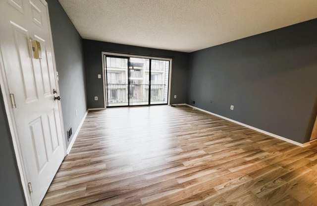 8 JOYNER Court Gallery 4