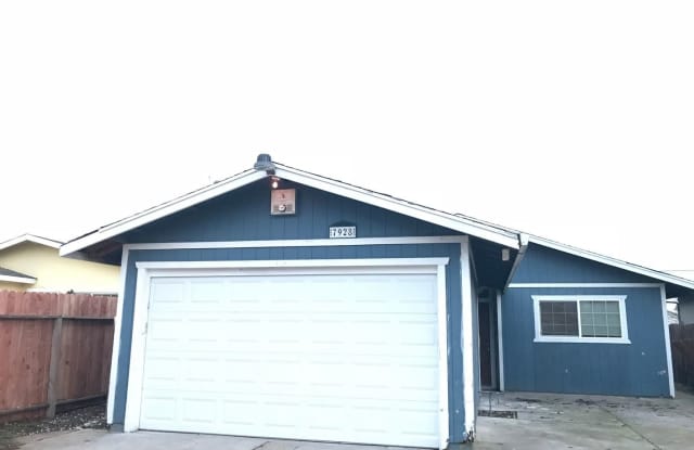 7928 36th Ave - 7928 36th Avenue, Sacramento, CA 95824