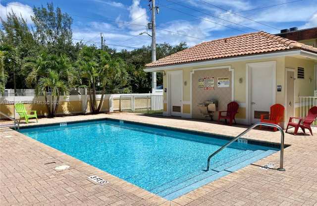 5327 SW 40th Avenue, Dania Beach, FL 33314 photos photos