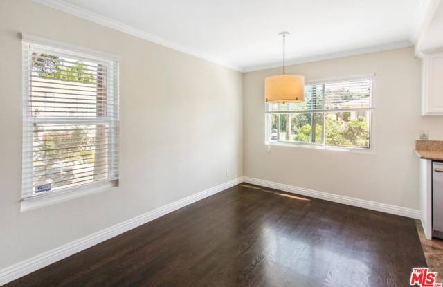 5918 CHULA VISTA Way Gallery 4