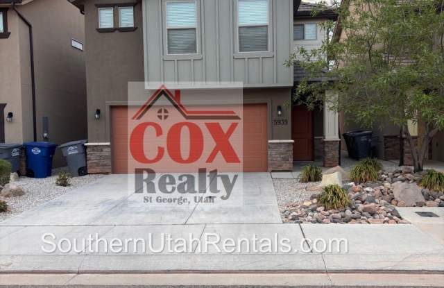 Wonderful Desert Canyon 4 bed | 2.5 bath | 2 car garage Gallery 1