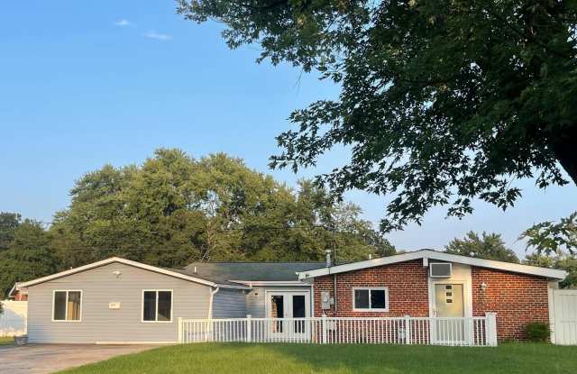 1229 CRAWFORD Drive photos photos